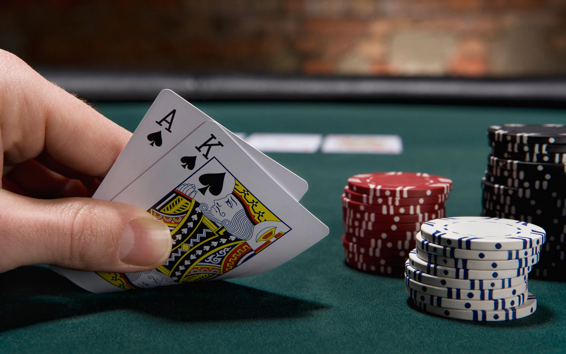 What is the significance of a poker sequence in poker games