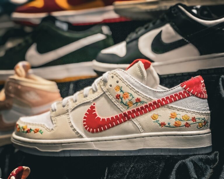 Photo Versatile sneakers